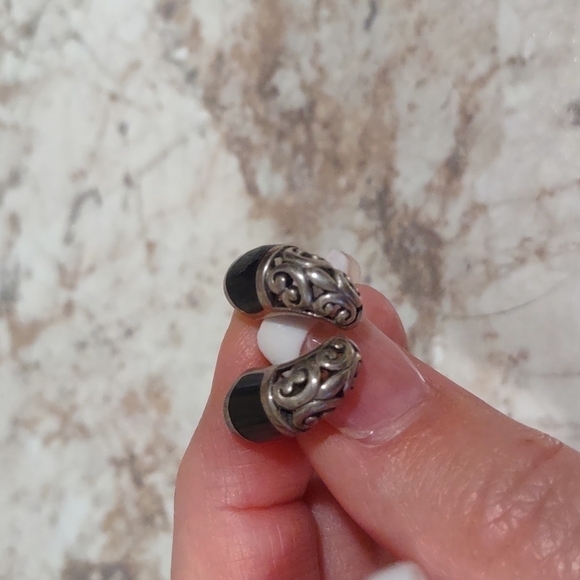 Set of Two Pairs of Earrings - Picture 4 of 6